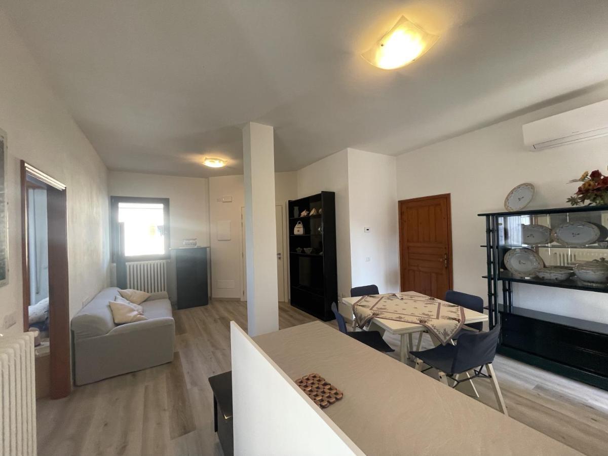 Oasi Di Relax Apartamento Santa Maria di Scacciano Exterior foto